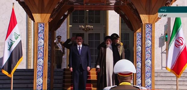 استقبال رسمی رئیسی از نخست وزیر عراق در تهران