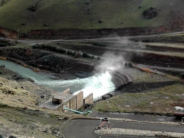 افزایش میزان خروجی سدهای کردستان برای مهار سیلاب‌های  پیش رو