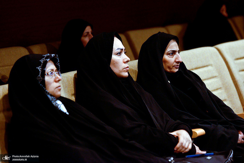 کنگره بزرگداشت شهدای سنگرسازان بی سنگر استان تهران در حرم امام خمینی (س)