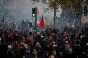 فرانسه سال نو را با اعتراض آغاز کرد