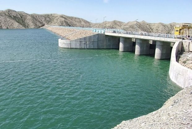 اجرای آبگیر شناور در سد شیرین‌دره خراسان شمالی، ۹۰ درصد پیشرفت دارد