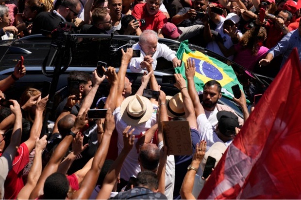 برزیل با "ترامپ استوایی" خود خداحافظی می کند، اکنون کار سخت آغاز می شود
