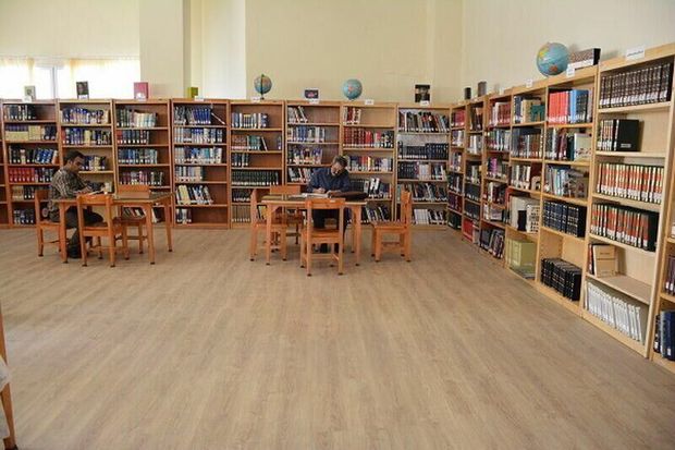 معاون فرماندار آستارا: شهرداری‌ها حق کتابخانه‌ها را پرداخت کنند