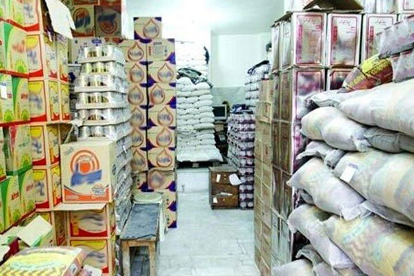 ۶۰۰ تن کالاهای اساسی با قیمت مصوب در جهرم و خفر توزیع می‌شود