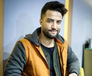 بنیامین بهادری مجری برنامه "ماه ماه" شد؟