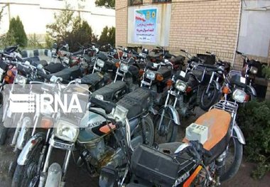 بیش از ۳۰ دستگاه خودرو و موتورسیکلت سرقتی در سقز کشف شد