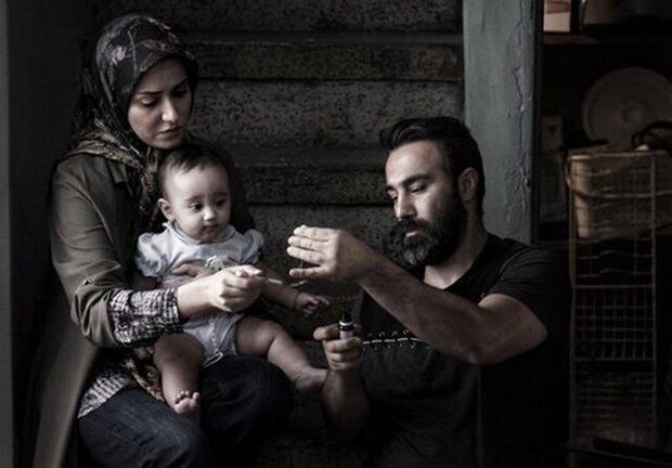 اکران آنلاین فیلمی با بازی پریناز ایزدیار و محسن تنابنده
