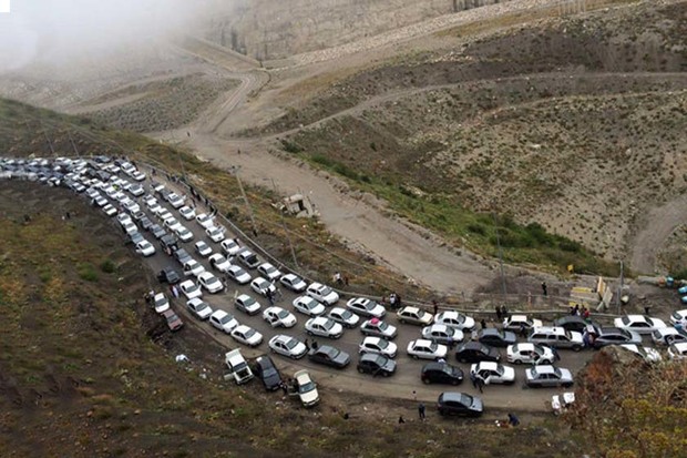 ترافیک مسیر خروجی جاده های مازندران سنگین است