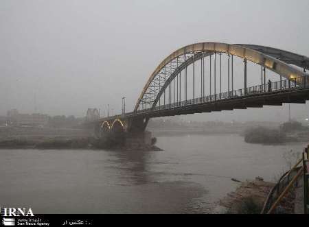 گرد و خاک آسمان شهرهای خوزستان را فرا گرفت