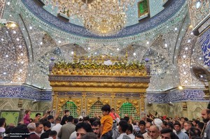 حال و هوای شب میلاد امام رضا (ع) در حرم مطهر امام حسین(ع)