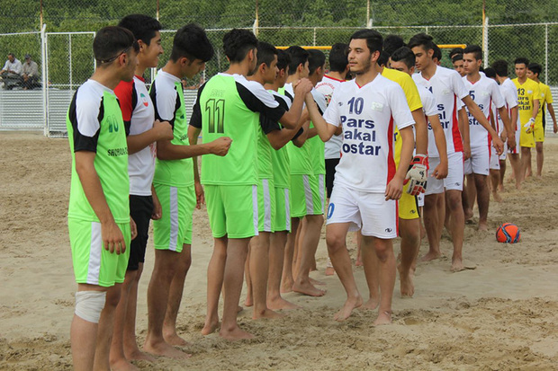 8 تیم راه یافته به مرحله دوم مسابقات فوتبال ساحلی جوانان مشخص شد