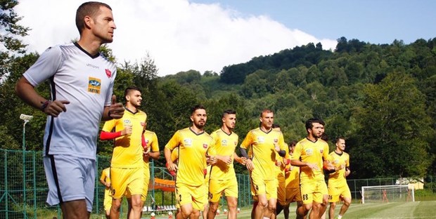 در صورت لغو جام شهدا؛ پرسپولیس چهارشنبه به میدان می‌رود
