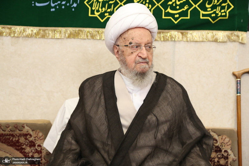عمامه گذاری طلاب توسط مراجع اعظام تقلید در روز میلاد امام علی (ع)‎