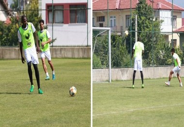 حضور دیاباته در تمرین استقلال+ عکس
