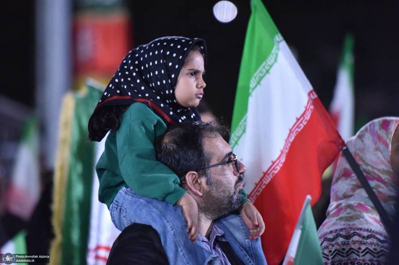 پنجاه و پنجمین شب اجتماع پر شور مردم در میدان جمهوری اسلامی