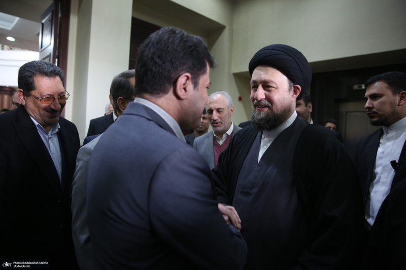 حاشیه تجدیدمیثاق رئیس جمهور و اعضای دولت با آرمان‌های بنیانگذار جمهوری اسلامی ایران