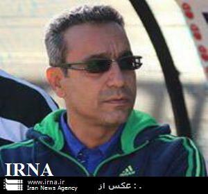 سرمربی تیم فجر شیراز: به سحتی سه امتیاز از تیم شهرداری ماهشهر گرفتیم