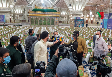 ششمین مرحله از رزمایش کمک‌های مؤمنانه در حرم مطهر امام خمینی(س)