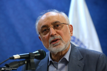 علی اکبر صالحی: طلوع پیروزی مقتدرانه کشور عزیزمان جلوه‌ای درخشان از اراده الهی، استقامت ملی و همبستگی کم‌نظیر ملت است/ مبادا با اختلاف و چنددستگی، زمینه تحقق خواست دشمنان این مرز و بوم را فراهم آوریم