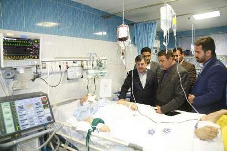 استاندار قزوین از حجت الاسلام سید جواد موسوی در بیمارستان عیادت کرد