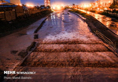 تمامی محورهای خراسان جنوبی لغزنده است  مسدود شدن دو محور