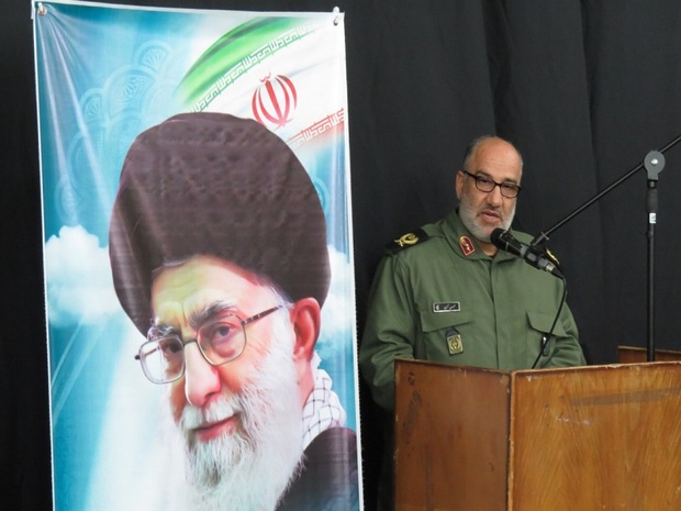 سرچشمه انقلاب اسلامی از مساجد آغاز شد