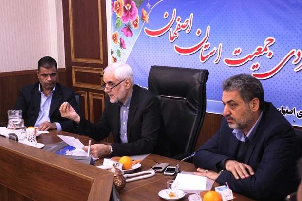 استاندار اصفهان: تهیه بانک اطلاعاتی از جمعیت روستایی استان ضروری است