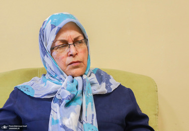 انتقاد رییس جبهه اصلاحات از مسئولین به خاطر «سیم کارت سفید»: اگر چند هفته با اینترنتی که مردم دارند زندگی کنید، دیگر هیچ‌وقت به ذهنتان نمی‌رسد که محدودیت را به‌صورت طبقاتی یا حق ویژه توزیع کنید