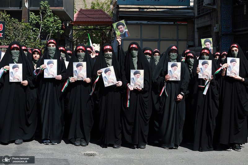 راهپیمایی دختران «جان‌فدای ایران»- ۲