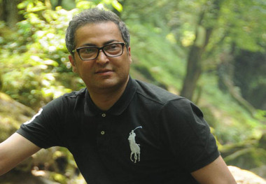 میناوند خطاب به فرهاد مجیدی: علاقه احمدی‌نژاد به استقلال خوب بود و ابراز علاقه معاون وزیر خارجه بد؟!