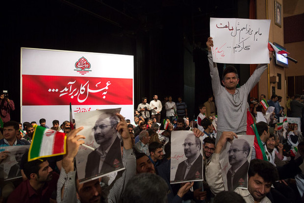 حاشیه‌های اولین تجمع انتخاباتی حامیان قالیباف در تهران