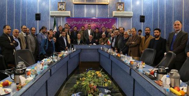 نشست هم اندیشی رئیسان ستاد شهرستان ها و شورای معاونان ستادهای روحانی در گیلان برگزار شد