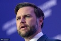 کانال ۱۲ اسرائیل: جی‌دی ونس زنگ خطر تازه برای آینده روابط واشنگتن و تل‌آویو است/ منابع امنیتی اسرائیل او را به کارشکنی فعال و افشای طرح‌های مخفیانه موساد برای تغییر حکومت ایران متهم کرده‌اند/ احتمال رئیس جمهور شدن او به هراسی عمیق برای رژیم تبدیل شده است