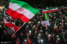 اجتماع مردم پرند در حمایت از رزمندگان در مقابله با دشمن آمریکایی - صهیونی