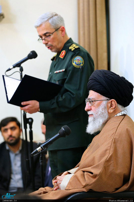 دیدار برگزیدگان جشنواره مالک اشتر با رهبر معظم انقلاب 