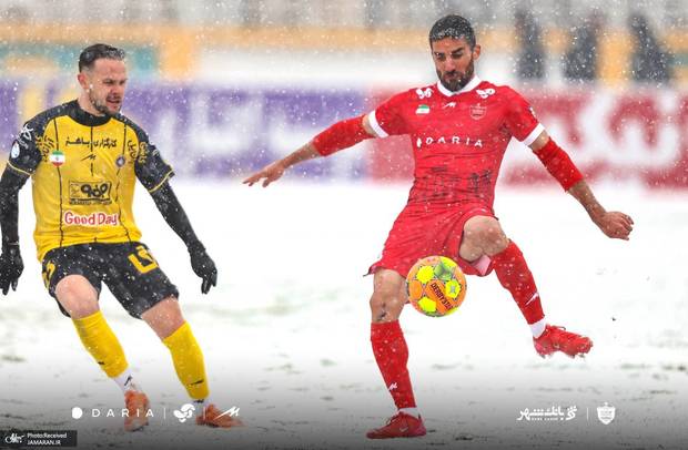 نامه پرسپولیس به AFC: سپاهان نمی‌تواند مجوز حرفه‌ای بگیرد