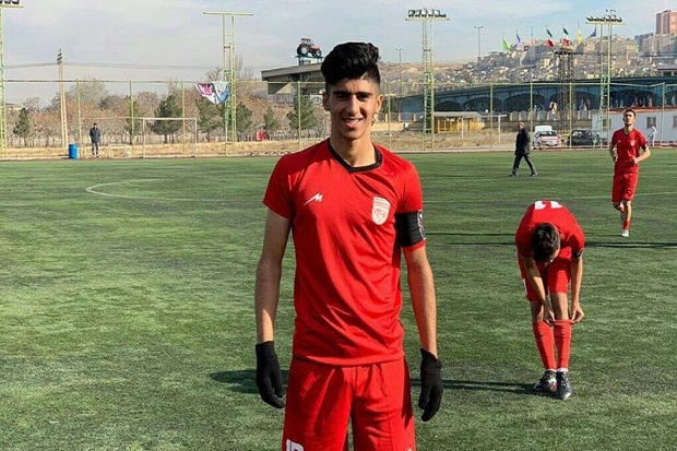 فوتبالیست پیرانشهری به اردوی تیم ملی جوانان دعوت شد