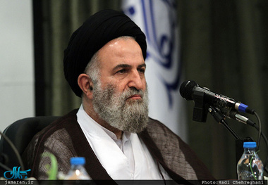 آیت الله غروی: شرایط داخلی و بین‌المللی و وظیفه ما ایجاب می‌کند که انتخابات‌های پرشوری داشته باشیم/ تا می‌توانیم به خاطر اسلام اختلافات را کم کنیم