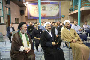 مراسم روز بزرگداشت معلم در حسینیه جماران