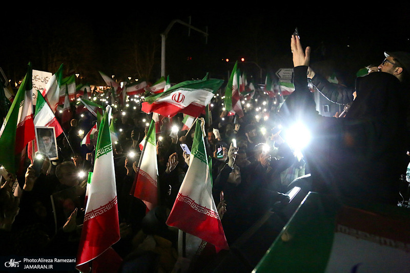 تجمع مردمی در میدان تجریش تهران