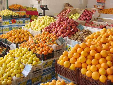 توزیع 800 تن میوه شب عید در سیستان و بلوچستان آغاز شد