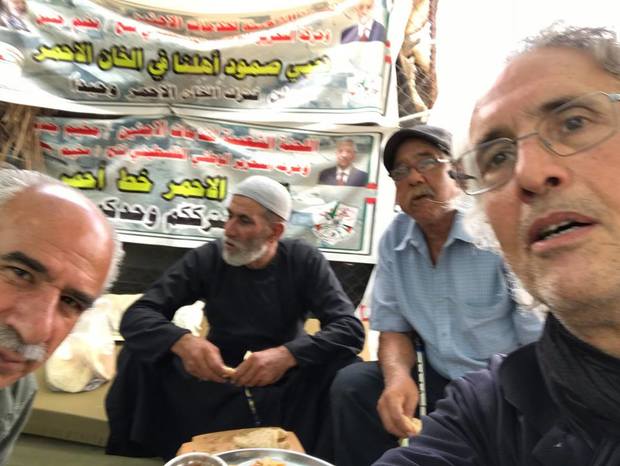 استاد دانشگاهی که به اتهام جلوگیری از تخریب منازل فلسطینیان بازداشت شد+ عکس