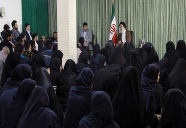 نیازهای فرهنگی و وزرشی جوانان فراهم شود