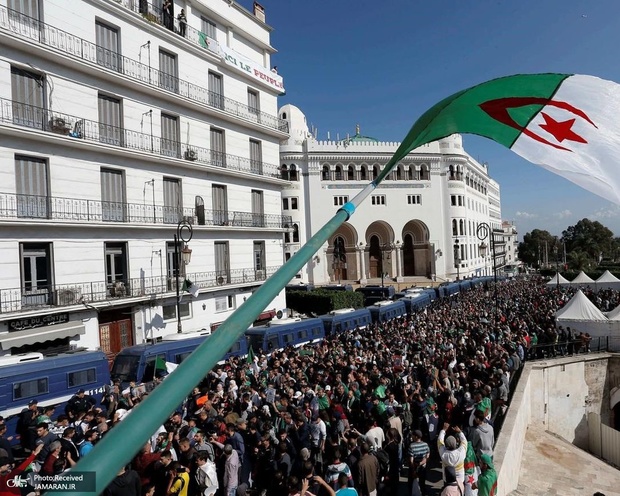 تاریخ تکرار می‌ شود: انقلابی جدید در الجزایر+ تصاویر
