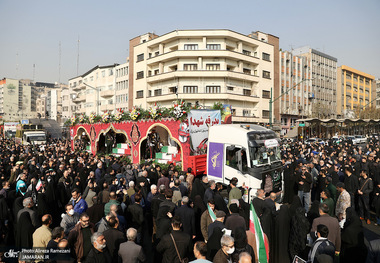 مراسم تشییع پیکرهای مطهر 100 شهید گمنام در تهران-2