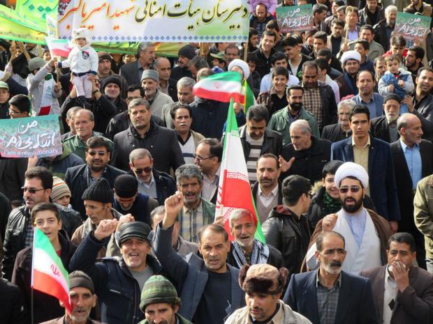 مردم سنقر و کلیایی سالگرد انقلاب اسلامی را جشن گرفتند