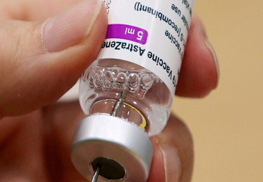 واکسن آسترازنکا همچنان قربانی می گیرد/تعداد قربانیان کرونا در فرانسه از 100هزار نفر عبور کرد
