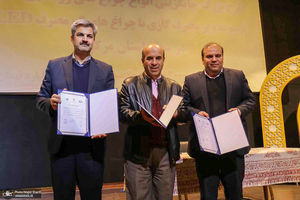 نشست مدیران و اعضای شورای ادارای استان مرکزی در بیت تاریخی امام خمینی (س)