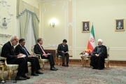 روحانی: علاقمند هستیم با همه کشورهای منطقه روابط نزدیک داشته باشیم/ وزیر خارجه پاکستان: حادثه ترور شهید سلیمانی بسیار غیرمنتظره و شوک برانگیز بود