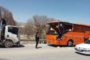 تصادف اتوبوس و کامیون در فارس 6 مصدوم داشت